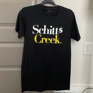 Black short sleeve t shirt w/ Schitt’s Creek graphic (small)